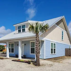 Stella By The Sea By Blueswell Holiday home